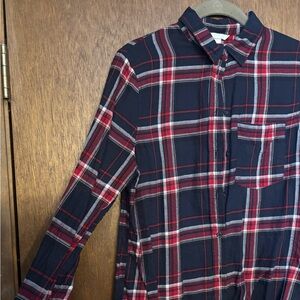 Women’s Plaid Flannel Button Up